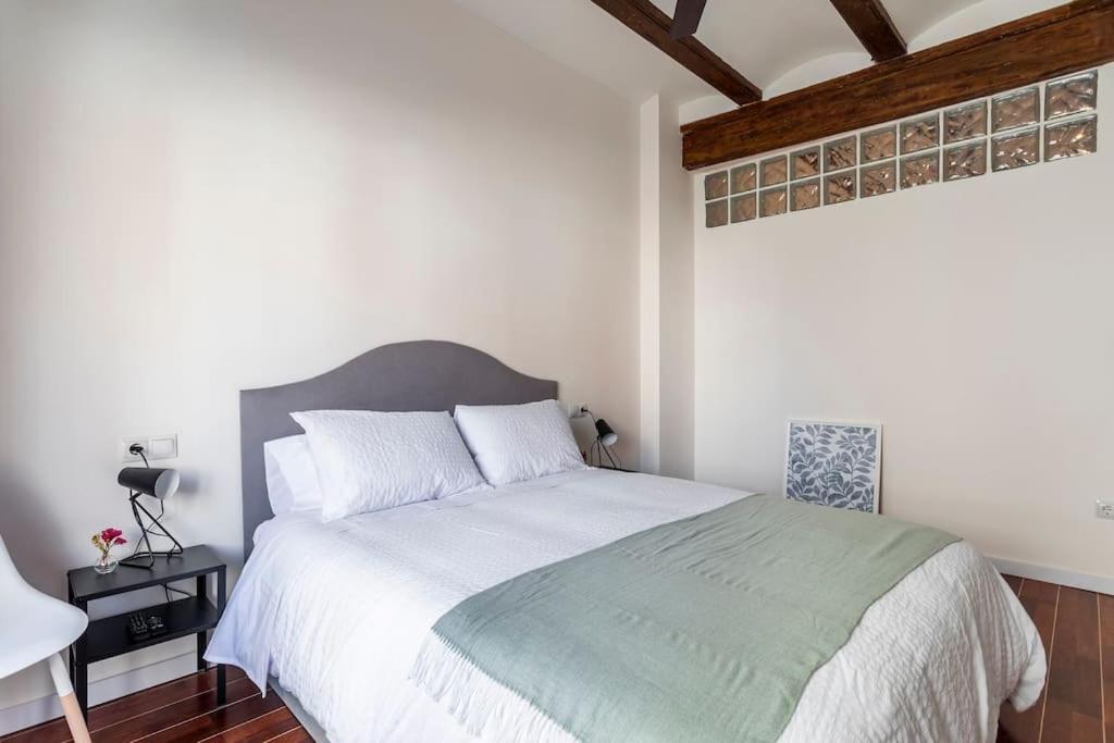 7P Centrico Piso Con Encanto Valencia Bagian luar foto