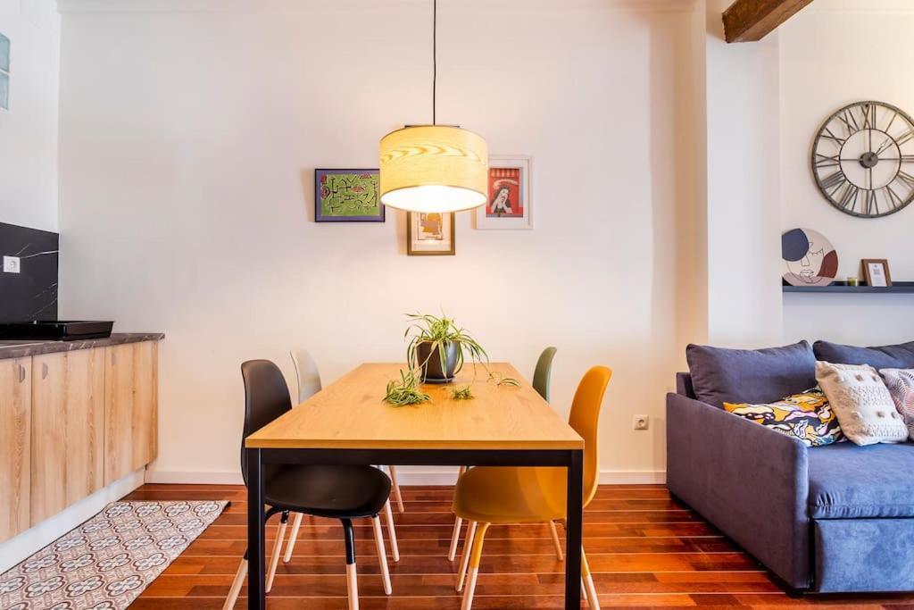 7P Centrico Piso Con Encanto Valencia Bagian luar foto
