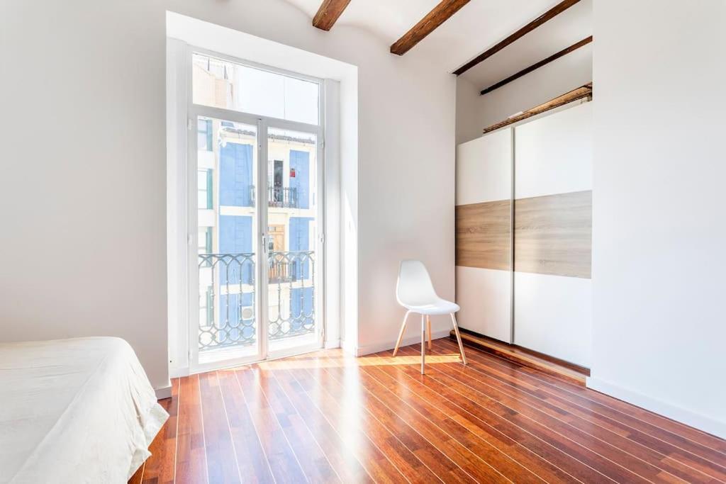 7P Centrico Piso Con Encanto Valencia Bagian luar foto